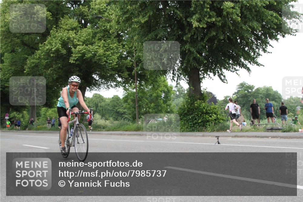 15.06.2025 - 7 Türme Triathlon Yannick Fuchs http://msf.ph/oto/7985737 15.06.2025 13:48:31 Radfahren  meine-sportfotos.de