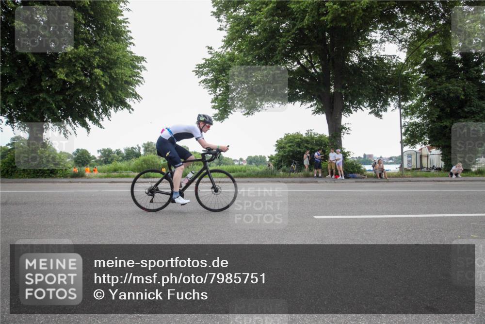 15.06.2025 - 7 Türme Triathlon Yannick Fuchs http://msf.ph/oto/7985751 15.06.2025 11:37:37 Radfahren 201 meine-sportfotos.de