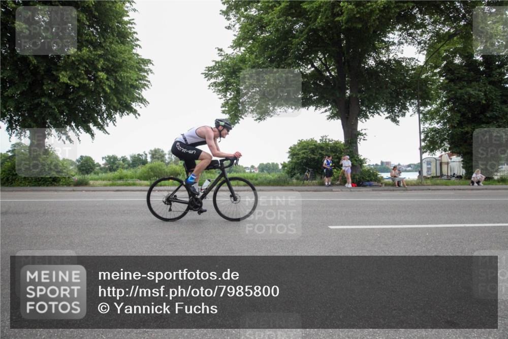 15.06.2025 - 7 Türme Triathlon Yannick Fuchs http://msf.ph/oto/7985800 15.06.2025 11:39:07 Radfahren 200, 201, 210 meine-sportfotos.de