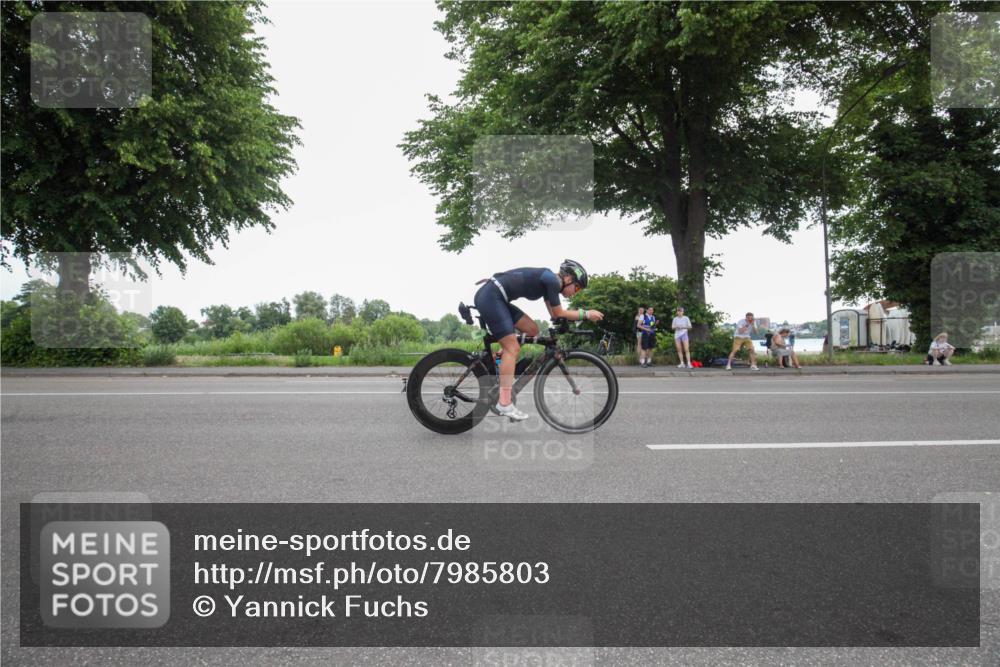 15.06.2025 - 7 Türme Triathlon Yannick Fuchs http://msf.ph/oto/7985803 15.06.2025 11:39:18 Radfahren 292, 306 meine-sportfotos.de