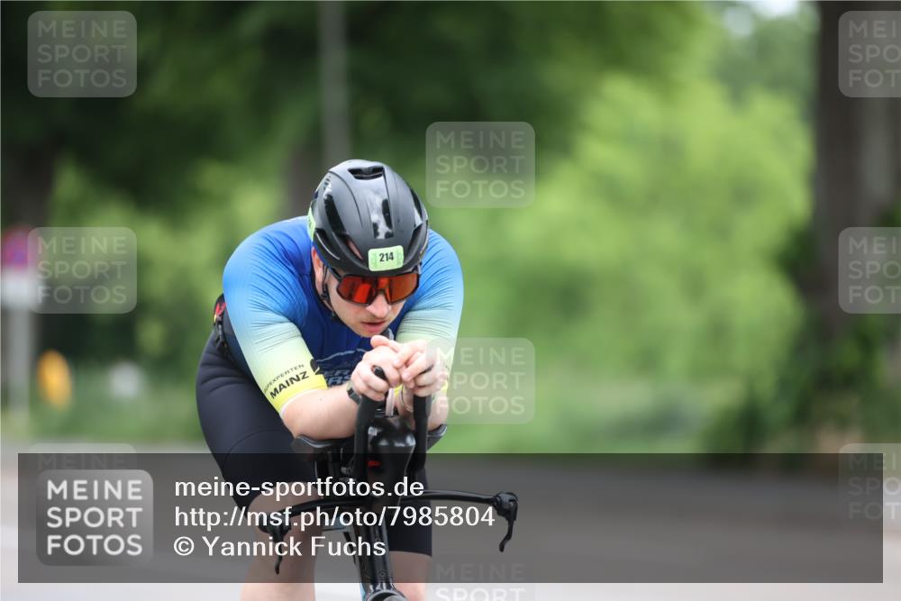 15.06.2025 - 7 Türme Triathlon Yannick Fuchs http://msf.ph/oto/7985804 15.06.2025 11:40:48 Radfahren 214, 292 meine-sportfotos.de
