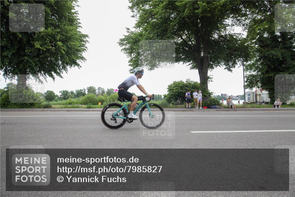 15.06.2025 - 7 Türme Triathlon Yannick Fuchs http://msf.ph/oto/7985827 15.06.2025 11:40:29 Radfahren 221, 299, 323 meine-sportfotos.de