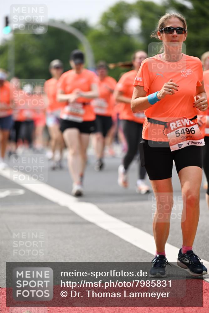 15.06.2025 - REWE Women's Run Dr. Thomas Lammeyer http://msf.ph/oto/7985831 15.06.2025 10:47:34 Laufen 5496 meine-sportfotos.de