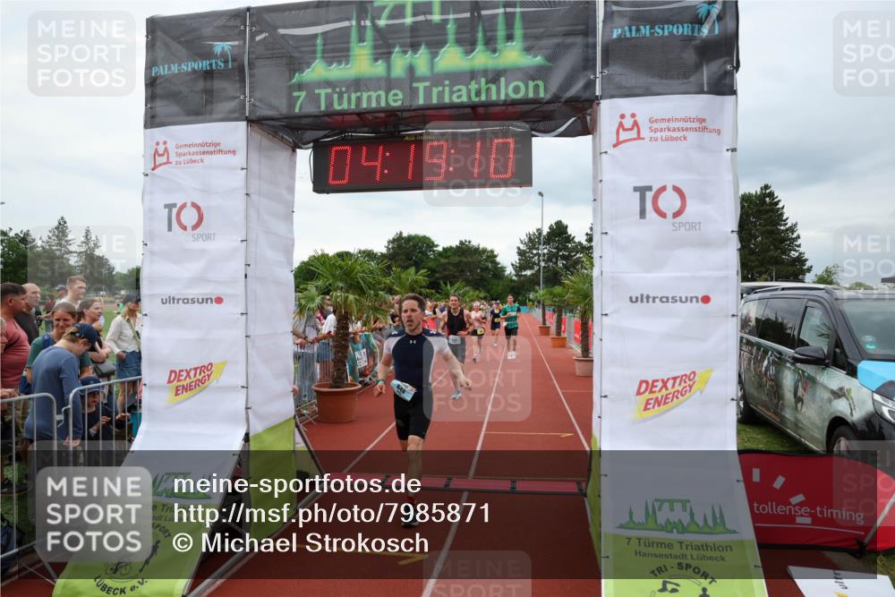 15.06.2025 - 7 Türme Triathlon Michael Strokosch http://msf.ph/oto/7985871 15.06.2025 14:19:10 Ziel 539, 604, 649, 968, 987, 1083 meine-sportfotos.de