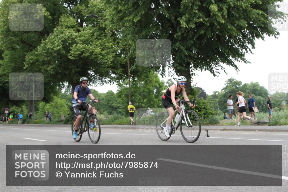 15.06.2025 - 7 Türme Triathlon Yannick Fuchs http://msf.ph/oto/7985874 15.06.2025 13:48:54 Radfahren  meine-sportfotos.de