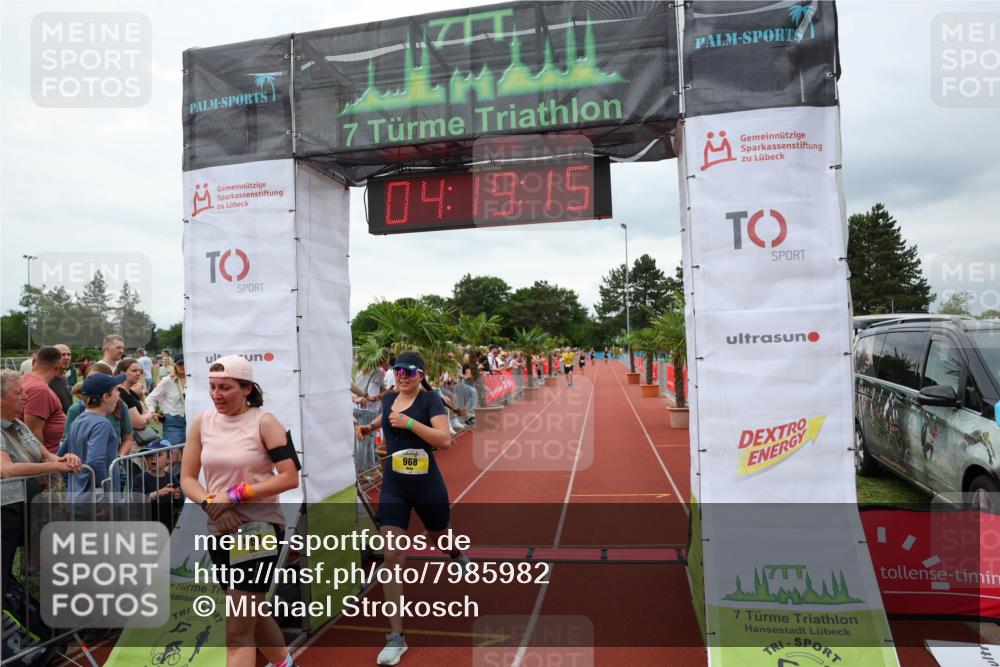 15.06.2025 - 7 Türme Triathlon Michael Strokosch http://msf.ph/oto/7985982 15.06.2025 14:19:15 Ziel 539, 649, 968, 987, 1083 meine-sportfotos.de
