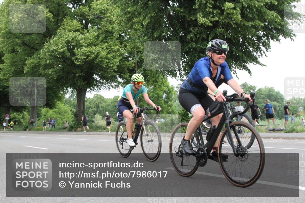 15.06.2025 - 7 Türme Triathlon Yannick Fuchs http://msf.ph/oto/7986017 15.06.2025 13:49:12 Radfahren  meine-sportfotos.de
