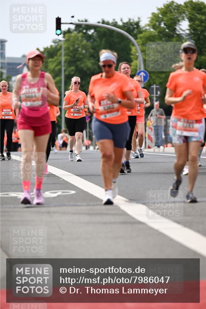 15.06.2025 - REWE Women's Run Dr. Thomas Lammeyer http://msf.ph/oto/7986047 15.06.2025 10:47:39 Laufen 5237, 5546 meine-sportfotos.de
