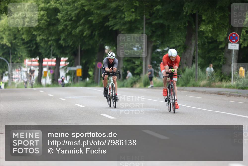 15.06.2025 - 7 Türme Triathlon Yannick Fuchs http://msf.ph/oto/7986138 15.06.2025 11:41:26 Radfahren  meine-sportfotos.de