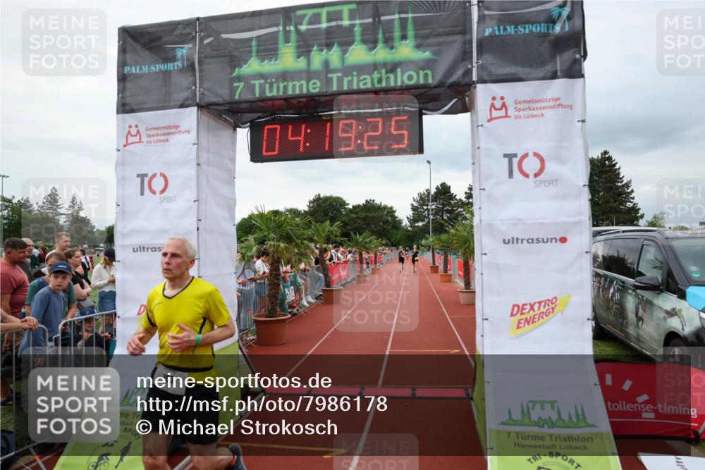 15.06.2025 - 7 Türme Triathlon Michael Strokosch http://msf.ph/oto/7986178 15.06.2025 14:19:25 Ziel 193, 806 meine-sportfotos.de