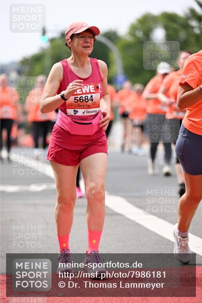 15.06.2025 - REWE Women's Run Dr. Thomas Lammeyer http://msf.ph/oto/7986181 15.06.2025 10:47:43 Laufen 5684 meine-sportfotos.de