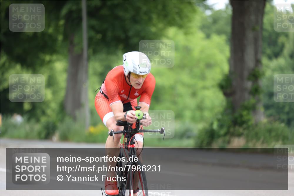 15.06.2025 - 7 Türme Triathlon Yannick Fuchs http://msf.ph/oto/7986231 15.06.2025 11:41:28 Radfahren  meine-sportfotos.de