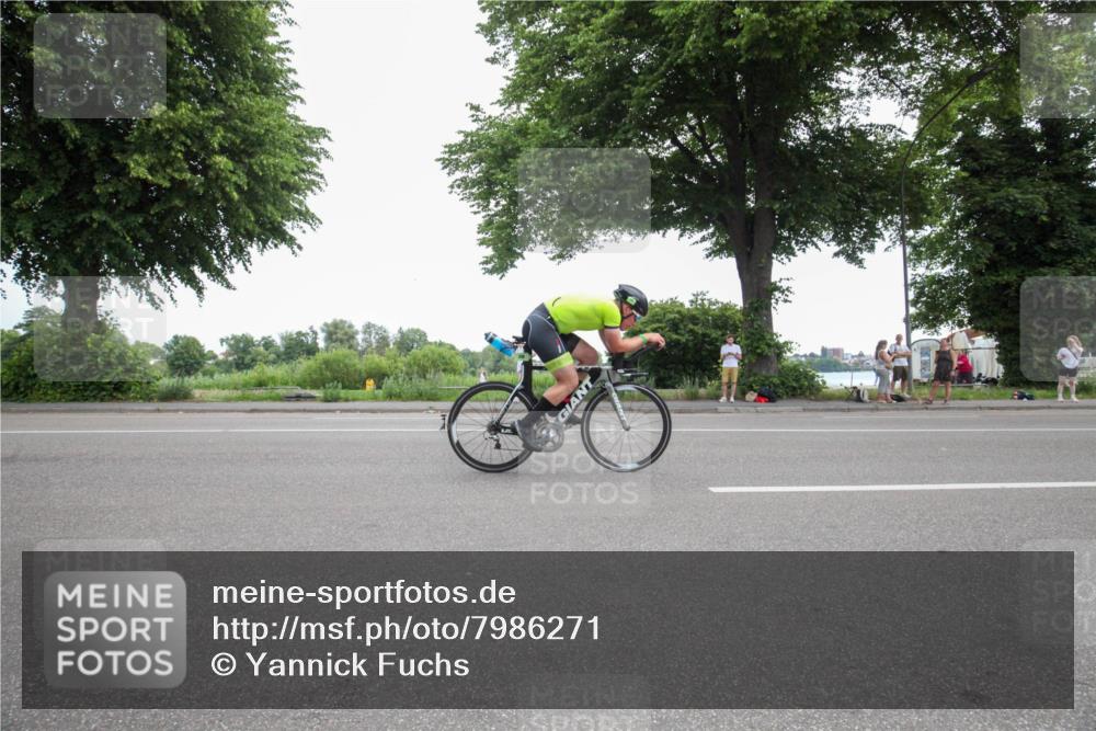 15.06.2025 - 7 Türme Triathlon Yannick Fuchs http://msf.ph/oto/7986271 15.06.2025 11:56:18 Radfahren 207, 303 meine-sportfotos.de