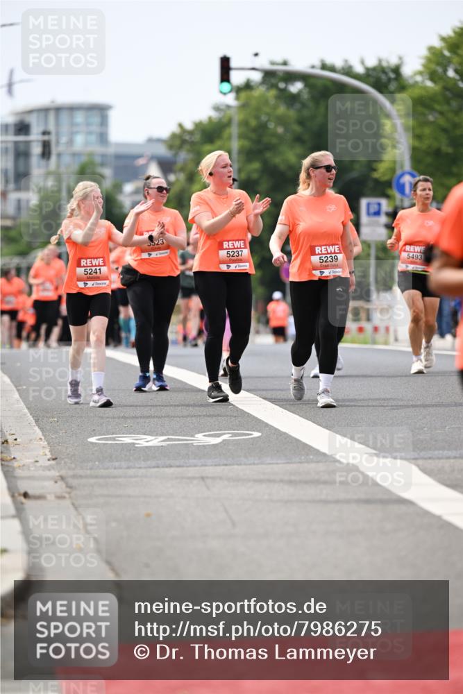 15.06.2025 - REWE Women's Run Dr. Thomas Lammeyer http://msf.ph/oto/7986275 15.06.2025 10:47:46 Laufen 5241, 5523, 5237, 5239, 5493 meine-sportfotos.de