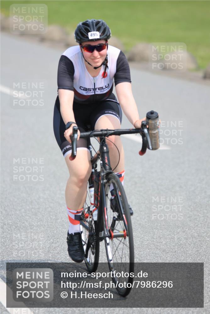 15.06.2025 - 27. Vierlanden-Triathlon H.Heesch http://msf.ph/oto/7986296 15.06.2025 11:08:39 Radfahren 163, 495, 581, 619 meine-sportfotos.de