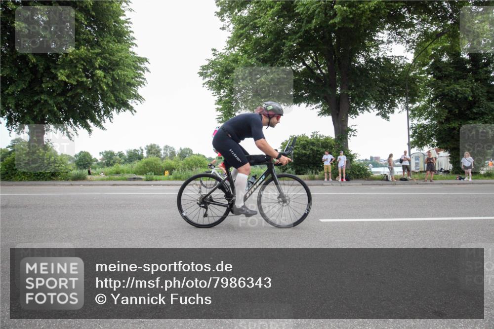 15.06.2025 - 7 Türme Triathlon Yannick Fuchs http://msf.ph/oto/7986343 15.06.2025 11:59:37 Radfahren 243 meine-sportfotos.de