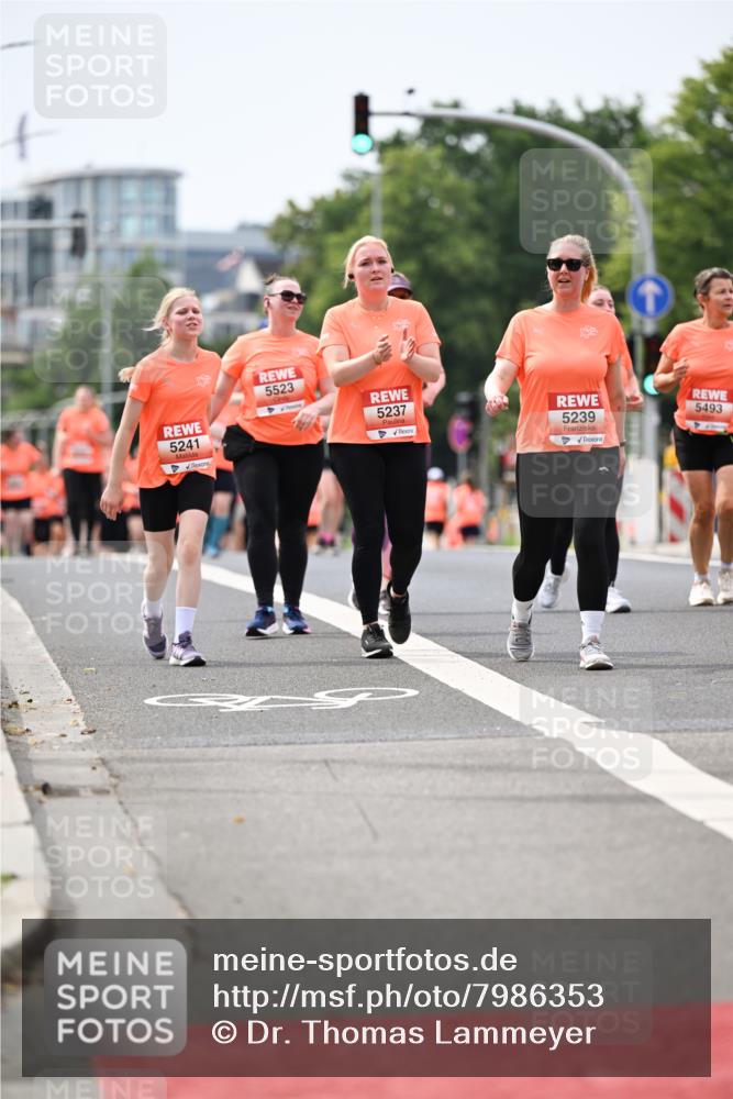 15.06.2025 - REWE Women's Run Dr. Thomas Lammeyer http://msf.ph/oto/7986353 15.06.2025 10:47:47 Laufen 5241, 5523, 5237, 5239, 5493 meine-sportfotos.de