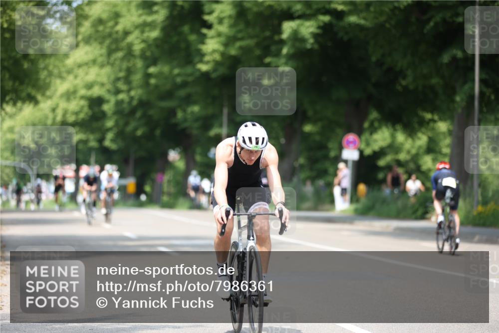 15.06.2025 - 7 Türme Triathlon Yannick Fuchs http://msf.ph/oto/7986361 15.06.2025 12:57:16 Radfahren 257, 316, 568, 595, 1016, 1156, 1181 meine-sportfotos.de