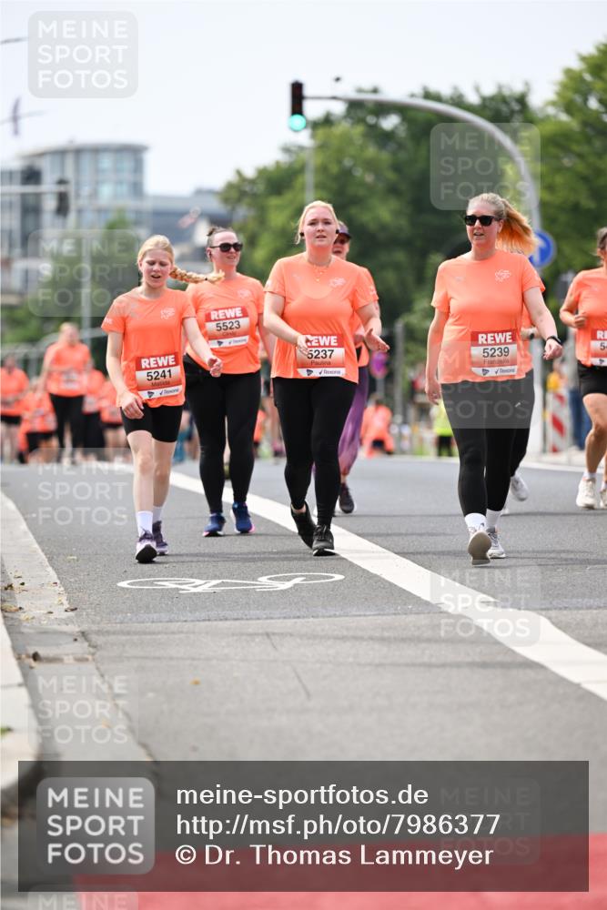 15.06.2025 - REWE Women's Run Dr. Thomas Lammeyer http://msf.ph/oto/7986377 15.06.2025 10:47:48 Laufen 5523, 5241, 5, 5237, 5239 meine-sportfotos.de