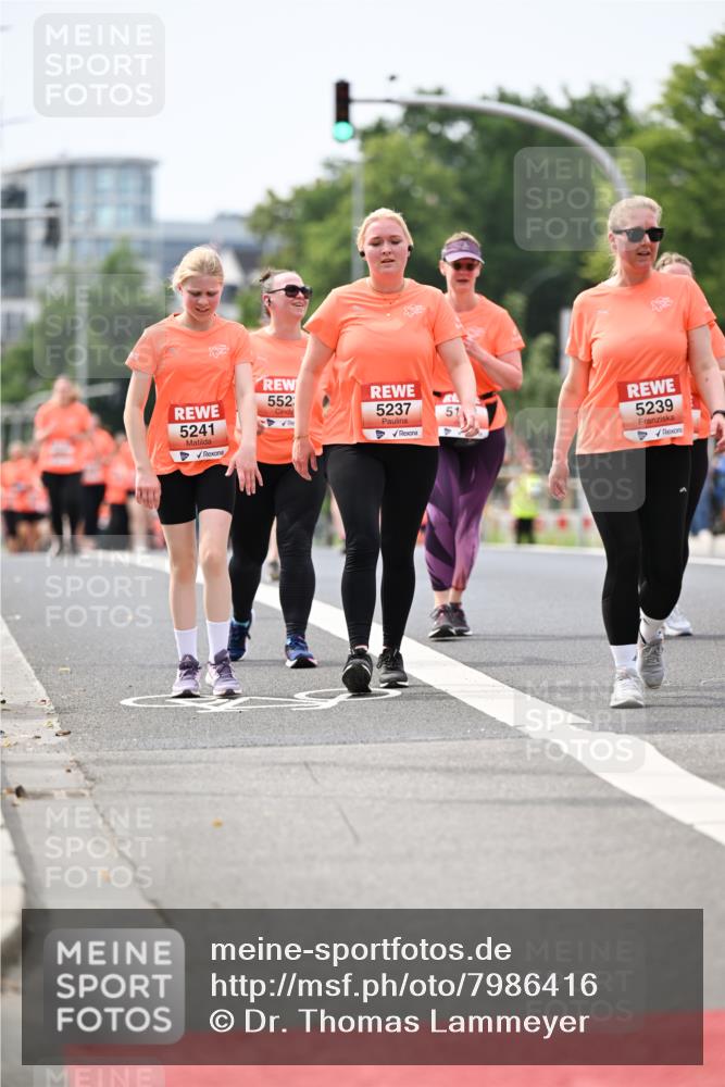 15.06.2025 - REWE Women's Run Dr. Thomas Lammeyer http://msf.ph/oto/7986416 15.06.2025 10:47:49 Laufen 552, 5241, 5237, 5, 5239 meine-sportfotos.de