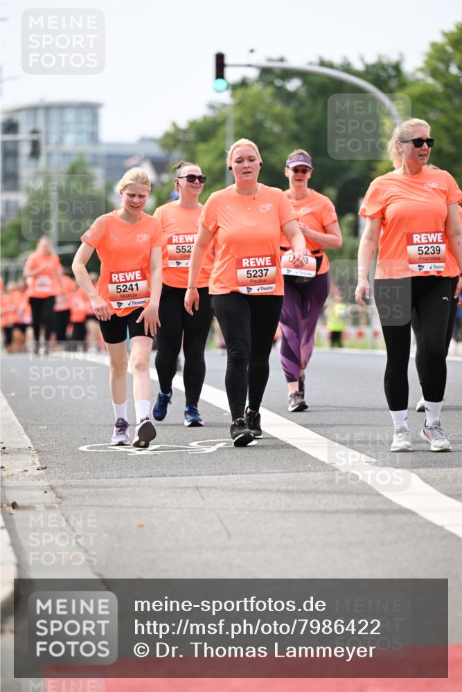 15.06.2025 - REWE Women's Run Dr. Thomas Lammeyer http://msf.ph/oto/7986422 15.06.2025 10:47:49 Laufen 5241, 552, 5237, 5239 meine-sportfotos.de