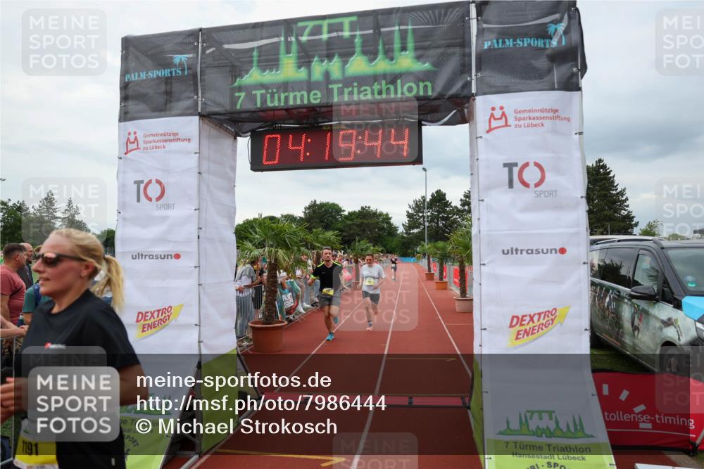 15.06.2025 - 7 Türme Triathlon Michael Strokosch http://msf.ph/oto/7986444 15.06.2025 14:19:44 Ziel 704, 931, 1117, 1191 meine-sportfotos.de