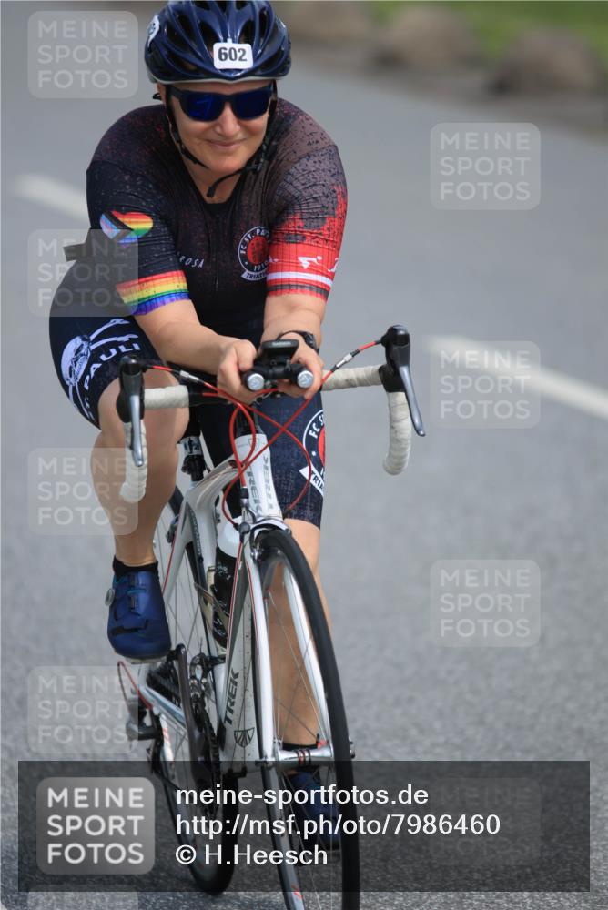 15.06.2025 - 27. Vierlanden-Triathlon H.Heesch http://msf.ph/oto/7986460 15.06.2025 11:11:50 Radfahren 212, 602 meine-sportfotos.de