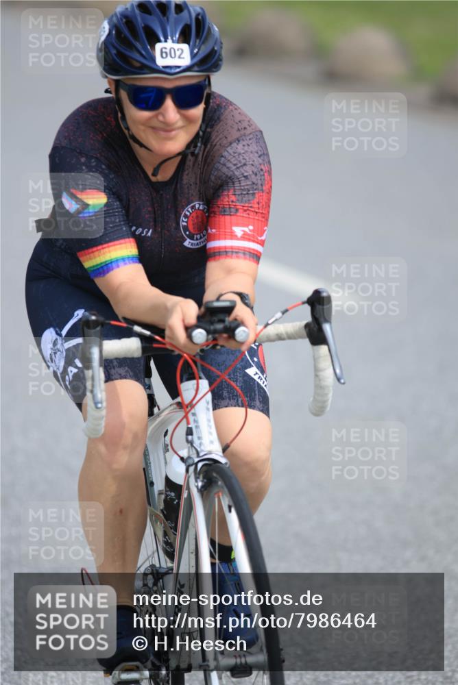 15.06.2025 - 27. Vierlanden-Triathlon H.Heesch http://msf.ph/oto/7986464 15.06.2025 11:11:50 Radfahren 212, 602 meine-sportfotos.de