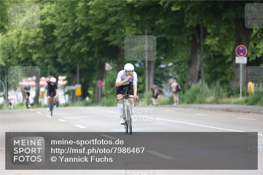 15.06.2025 - 7 Türme Triathlon Yannick Fuchs http://msf.ph/oto/7986467 15.06.2025 11:42:04 Radfahren  meine-sportfotos.de