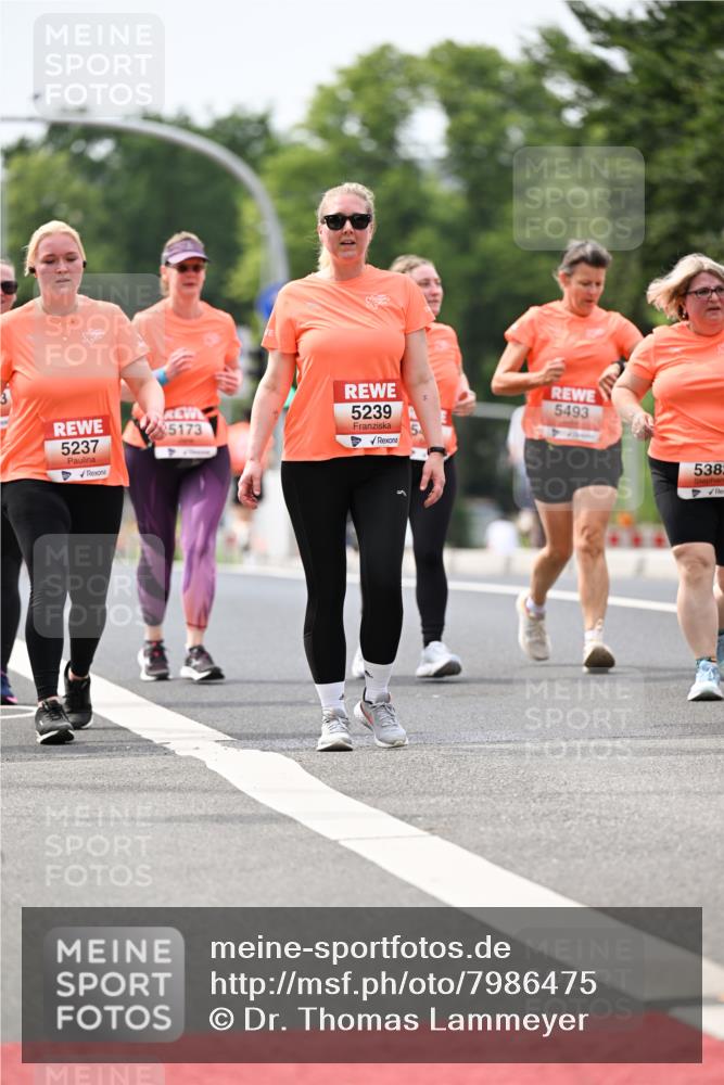 15.06.2025 - REWE Women's Run Dr. Thomas Lammeyer http://msf.ph/oto/7986475 15.06.2025 10:47:50 Laufen 5237, 5173, 5239, 5493, 538 meine-sportfotos.de