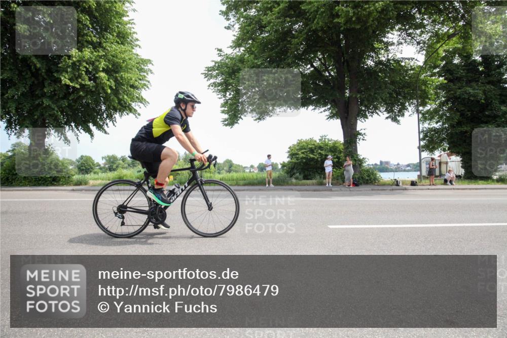 15.06.2025 - 7 Türme Triathlon Yannick Fuchs http://msf.ph/oto/7986479 15.06.2025 12:07:38 Radfahren 282, 294 meine-sportfotos.de