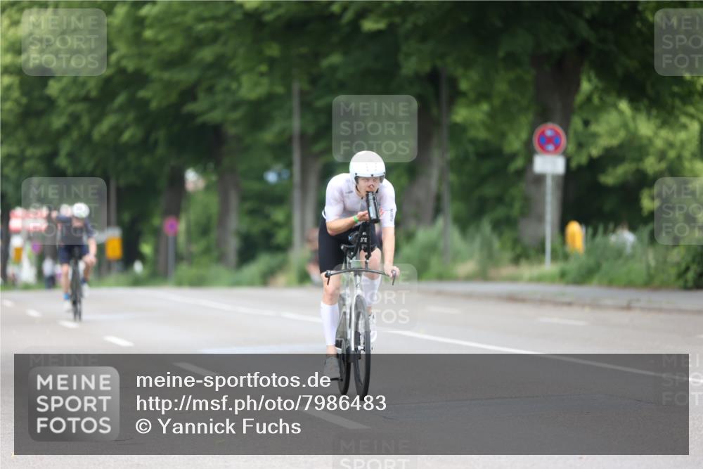 15.06.2025 - 7 Türme Triathlon Yannick Fuchs http://msf.ph/oto/7986483 15.06.2025 11:42:05 Radfahren  meine-sportfotos.de