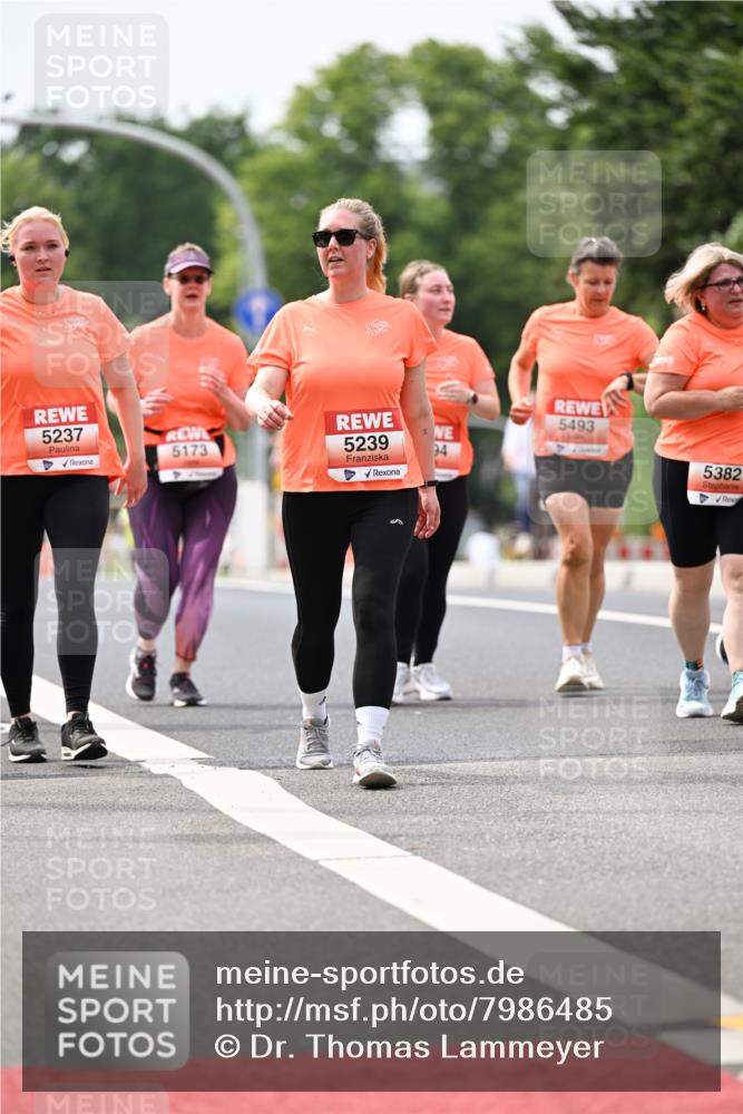 15.06.2025 - REWE Women's Run Dr. Thomas Lammeyer http://msf.ph/oto/7986485 15.06.2025 10:47:50 Laufen 5237, 5173, 5239, 94, 5493, 5382 meine-sportfotos.de