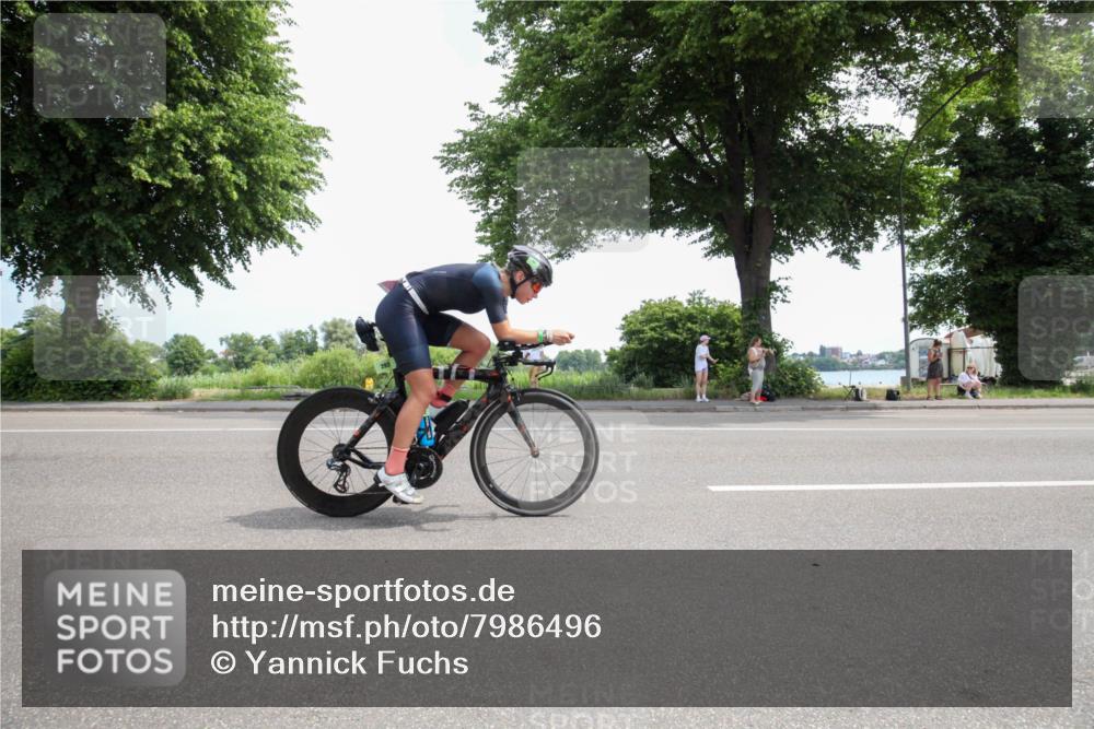 15.06.2025 - 7 Türme Triathlon Yannick Fuchs http://msf.ph/oto/7986496 15.06.2025 12:07:53 Radfahren 210, 280, 292, 295, 333 meine-sportfotos.de