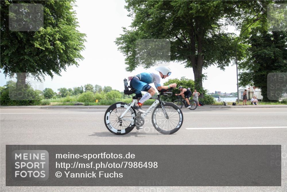 15.06.2025 - 7 Türme Triathlon Yannick Fuchs http://msf.ph/oto/7986498 15.06.2025 12:08:01 Radfahren 210, 295 meine-sportfotos.de