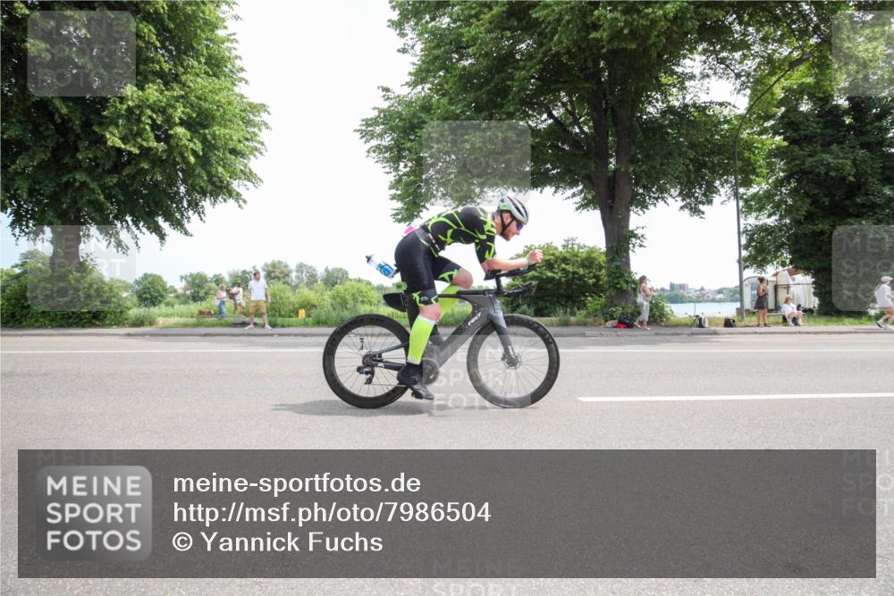 15.06.2025 - 7 Türme Triathlon Yannick Fuchs http://msf.ph/oto/7986504 15.06.2025 12:08:24 Radfahren 220, 221, 267, 299, 311, 337 meine-sportfotos.de