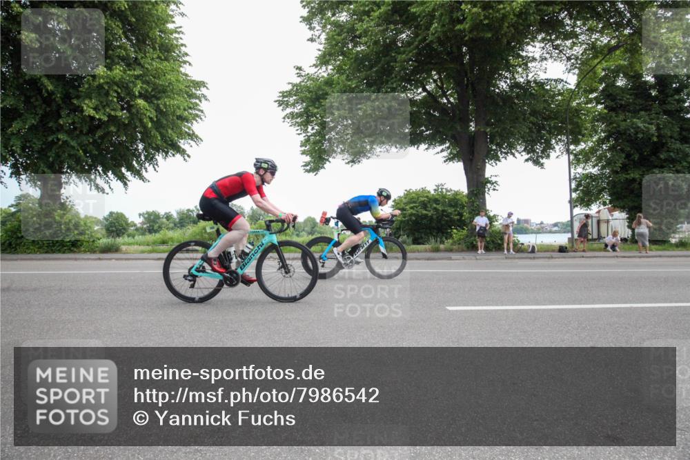 15.06.2025 - 7 Türme Triathlon Yannick Fuchs http://msf.ph/oto/7986542 15.06.2025 12:11:00 Radfahren 263 meine-sportfotos.de