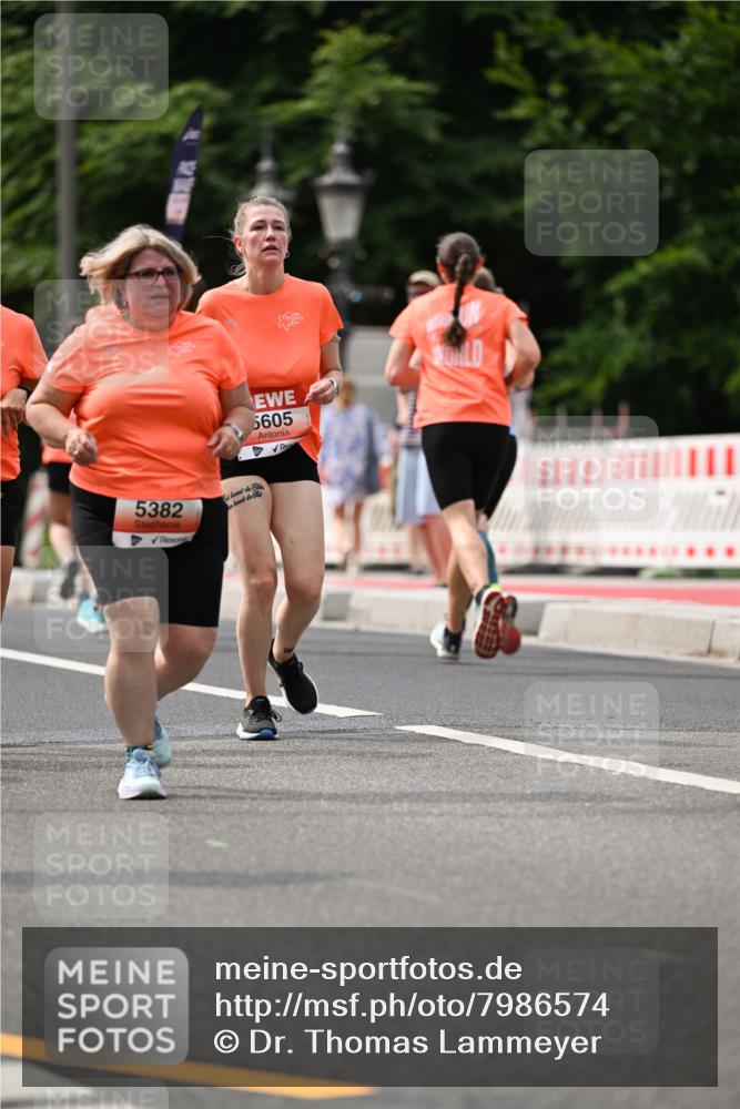 15.06.2025 - REWE Women's Run Dr. Thomas Lammeyer http://msf.ph/oto/7986574 15.06.2025 10:47:52 Laufen 5382, 5605 meine-sportfotos.de