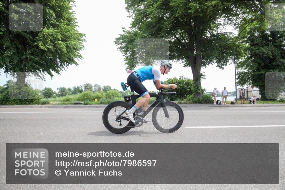 15.06.2025 - 7 Türme Triathlon Yannick Fuchs http://msf.ph/oto/7986597 15.06.2025 12:14:13 Radfahren 236, 240, 242 meine-sportfotos.de