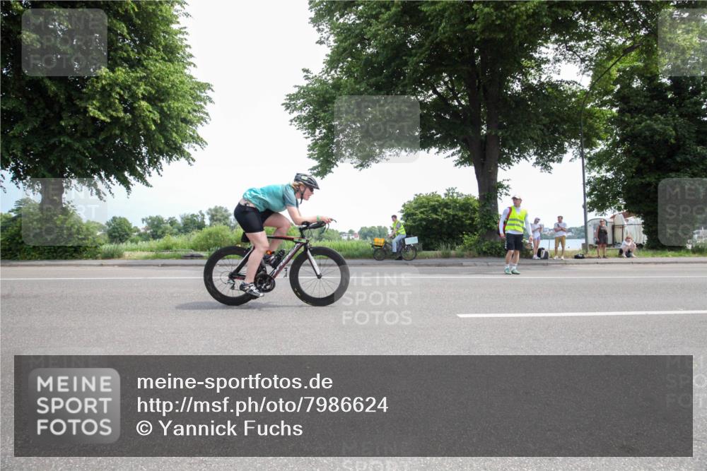 15.06.2025 - 7 Türme Triathlon Yannick Fuchs http://msf.ph/oto/7986624 15.06.2025 12:16:07 Radfahren 290 meine-sportfotos.de