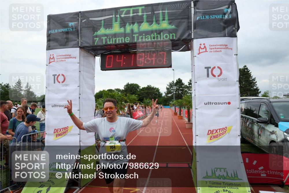 15.06.2025 - 7 Türme Triathlon Michael Strokosch http://msf.ph/oto/7986629 15.06.2025 14:19:47 Ziel 704, 878, 931, 1117, 1191 meine-sportfotos.de