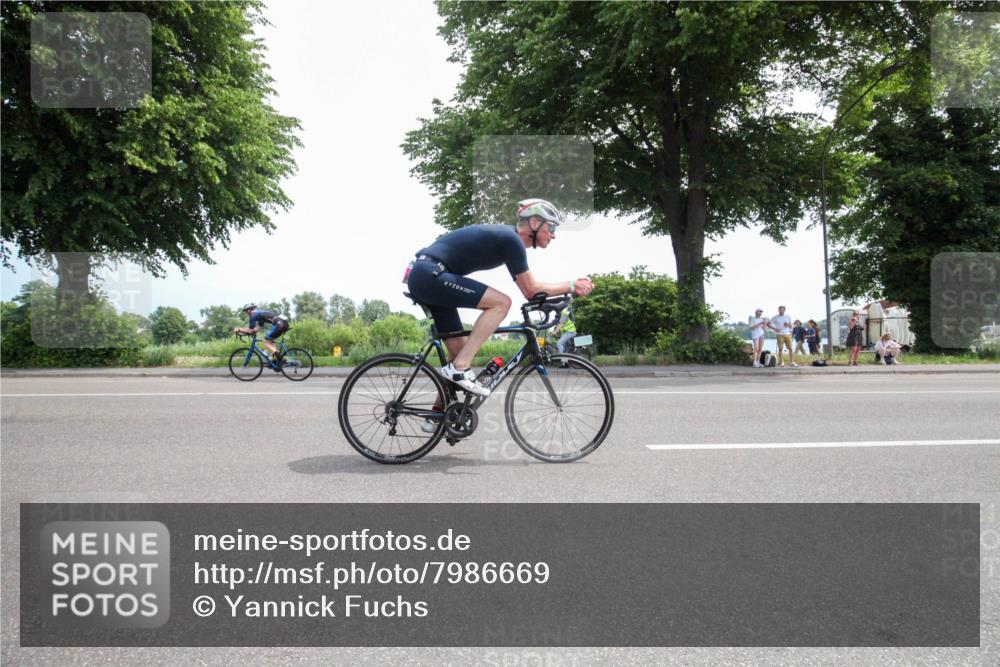 15.06.2025 - 7 Türme Triathlon Yannick Fuchs http://msf.ph/oto/7986669 15.06.2025 12:16:41 Radfahren 204, 278, 317, 406, 551, 658 meine-sportfotos.de