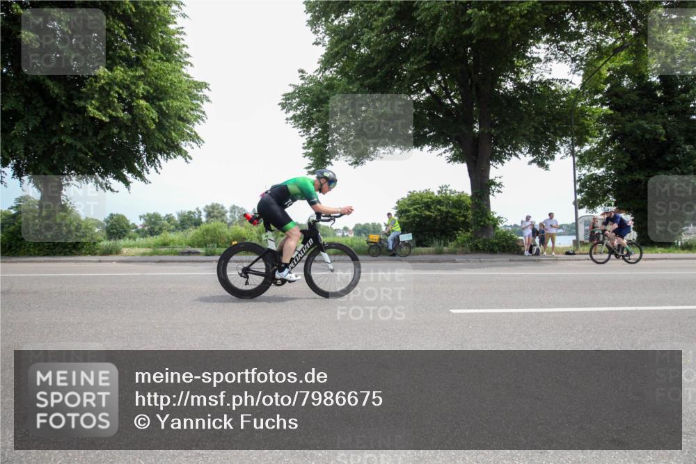 15.06.2025 - 7 Türme Triathlon Yannick Fuchs http://msf.ph/oto/7986675 15.06.2025 12:16:42 Radfahren 204, 278, 317, 406, 658 meine-sportfotos.de