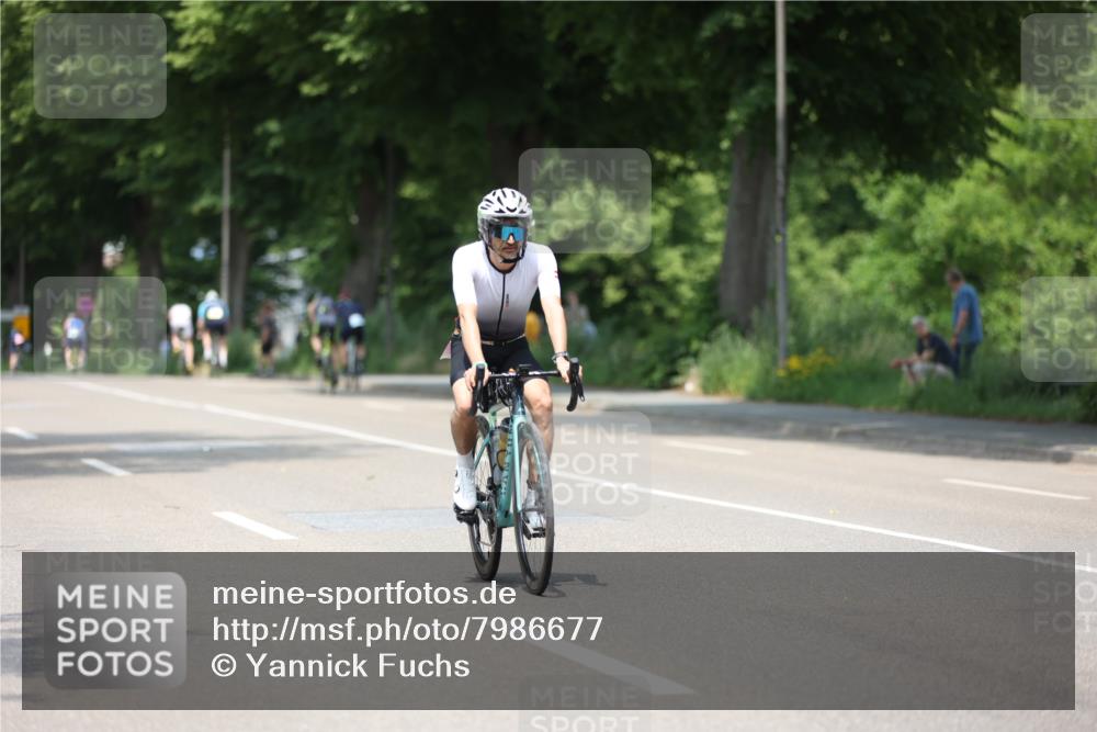 15.06.2025 - 7 Türme Triathlon Yannick Fuchs http://msf.ph/oto/7986677 15.06.2025 12:57:32 Radfahren 499, 503, 639, 647, 789, 855, 862, 978, 1073 meine-sportfotos.de
