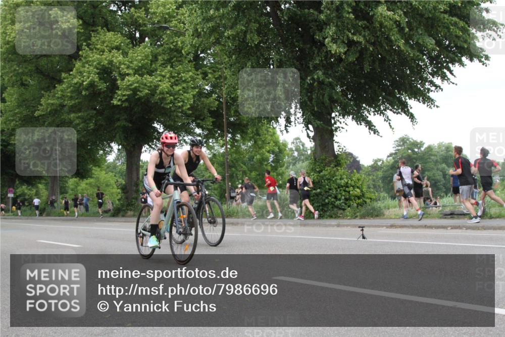 15.06.2025 - 7 Türme Triathlon Yannick Fuchs http://msf.ph/oto/7986696 15.06.2025 13:51:22 Radfahren  meine-sportfotos.de