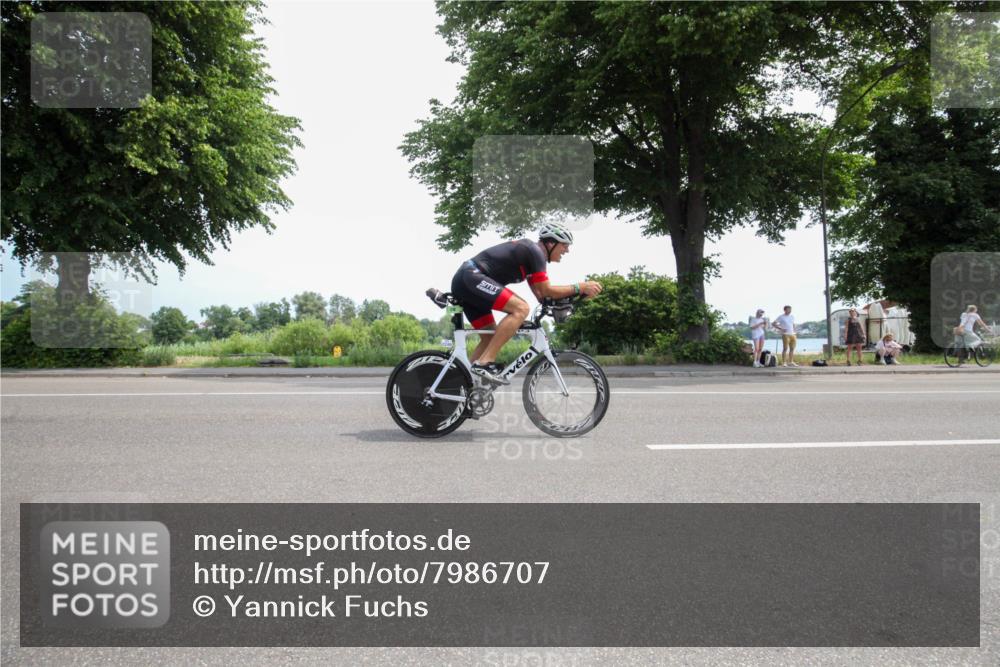 15.06.2025 - 7 Türme Triathlon Yannick Fuchs http://msf.ph/oto/7986707 15.06.2025 12:17:12 Radfahren 395, 501, 633 meine-sportfotos.de