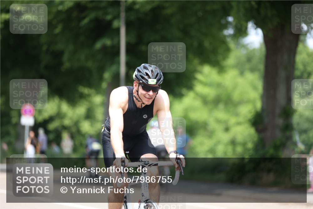 15.06.2025 - 7 Türme Triathlon Yannick Fuchs http://msf.ph/oto/7986755 15.06.2025 12:57:36 Radfahren 499, 639, 647, 978 meine-sportfotos.de