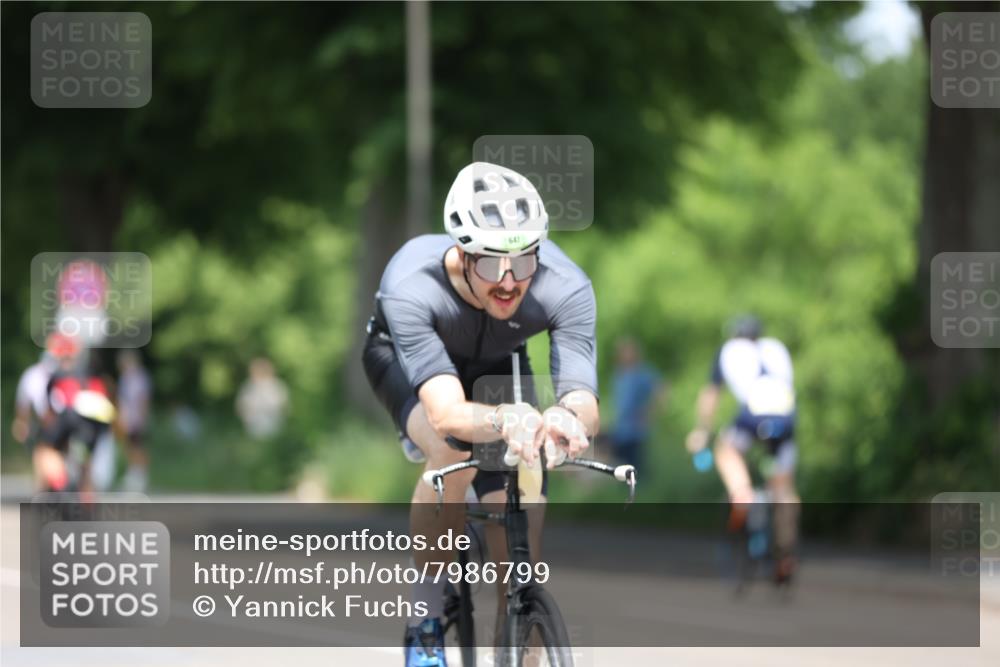 15.06.2025 - 7 Türme Triathlon Yannick Fuchs http://msf.ph/oto/7986799 15.06.2025 12:57:38 Radfahren 499, 639, 647 meine-sportfotos.de