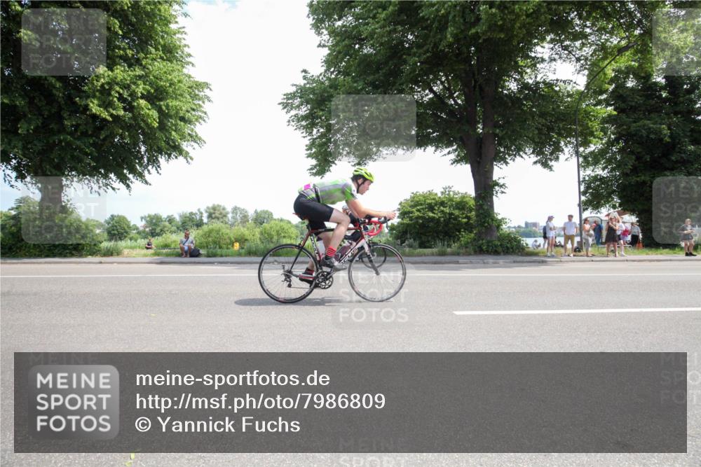 15.06.2025 - 7 Türme Triathlon Yannick Fuchs http://msf.ph/oto/7986809 15.06.2025 12:29:05 Radfahren 353, 596 meine-sportfotos.de