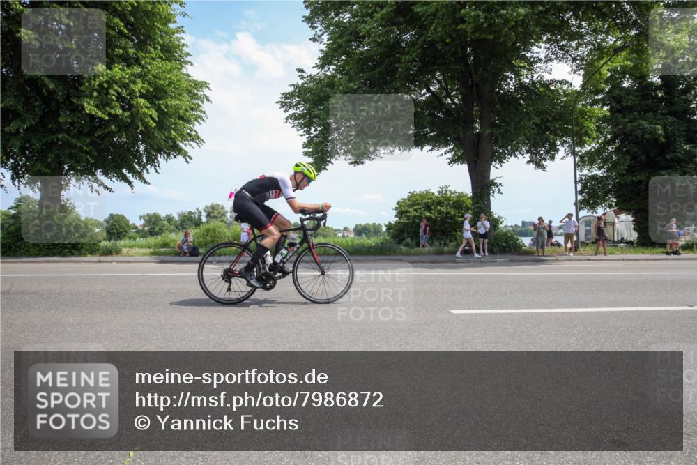 15.06.2025 - 7 Türme Triathlon Yannick Fuchs http://msf.ph/oto/7986872 15.06.2025 12:30:59 Radfahren 286, 320, 324 meine-sportfotos.de